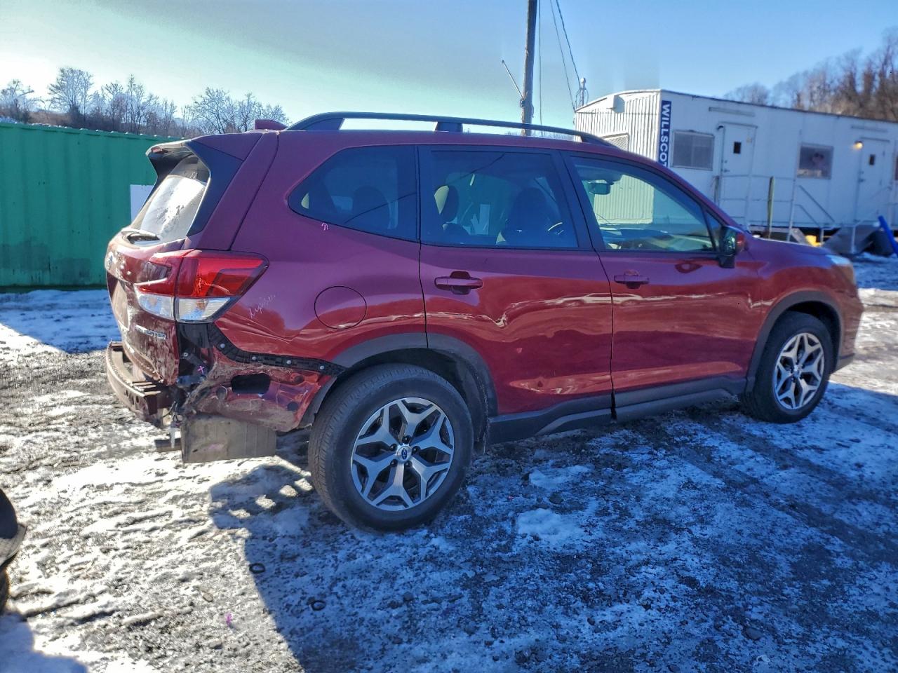 2021 SUBARU FORESTER PREMIUM photo 3