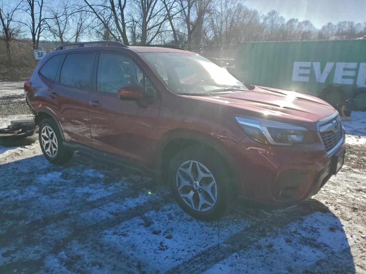 2021 SUBARU FORESTER PREMIUM photo 4