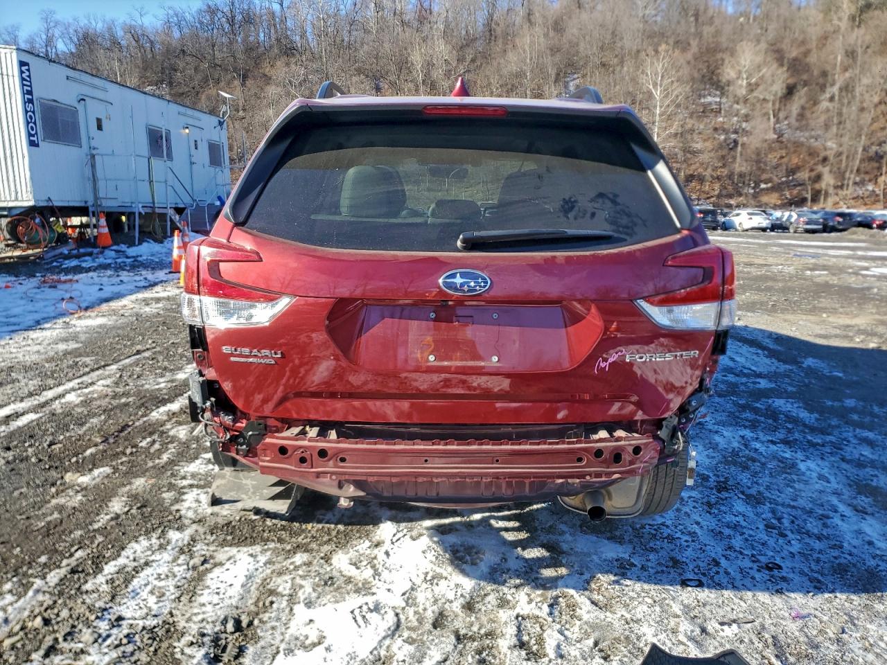 2021 SUBARU FORESTER PREMIUM photo 6