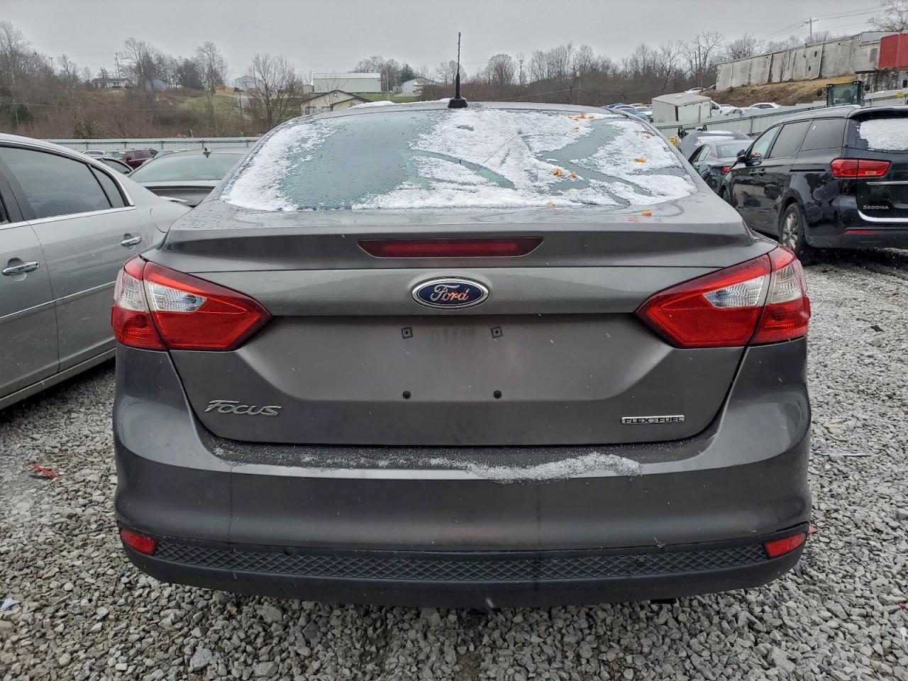 2014 FORD FOCUS S photo 6