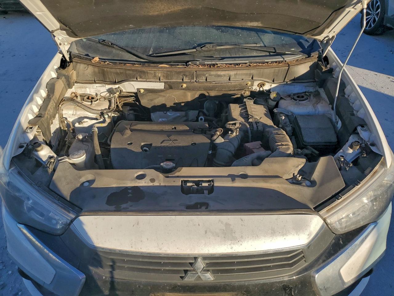 2017 MITSUBISHI OUTLANDER SPORT ES photo 12