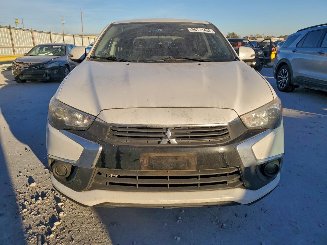 2017 MITSUBISHI OUTLANDER SPORT ES photo 5