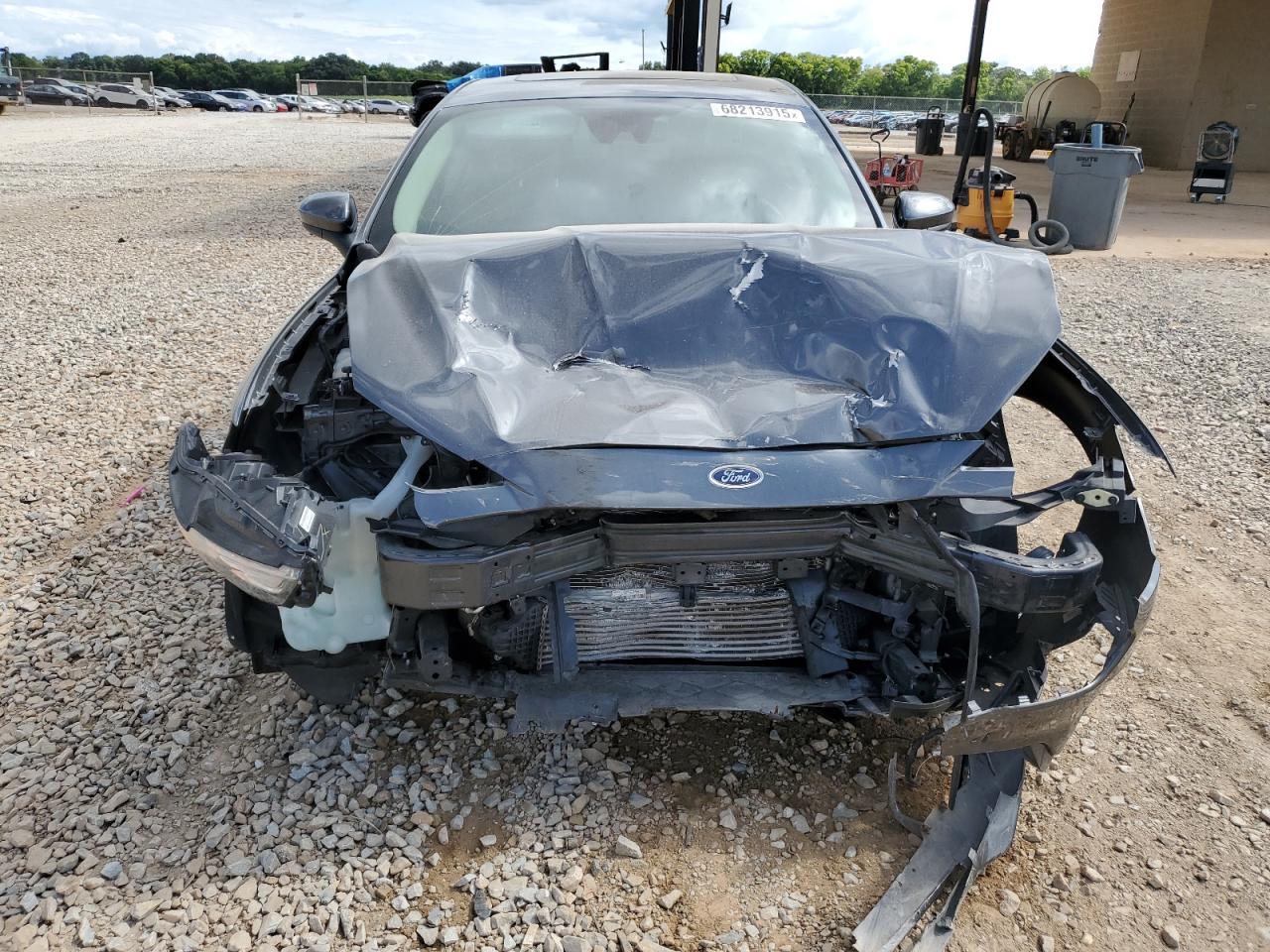 2020 FORD FUSION SE photo 5