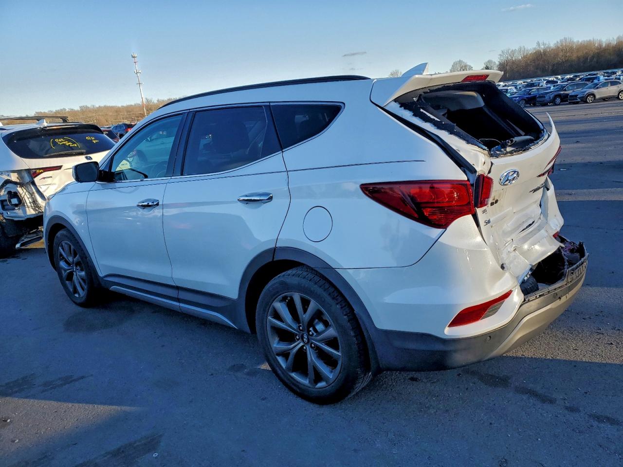 2018 HYUNDAI SANTA FE SPORT photo 2