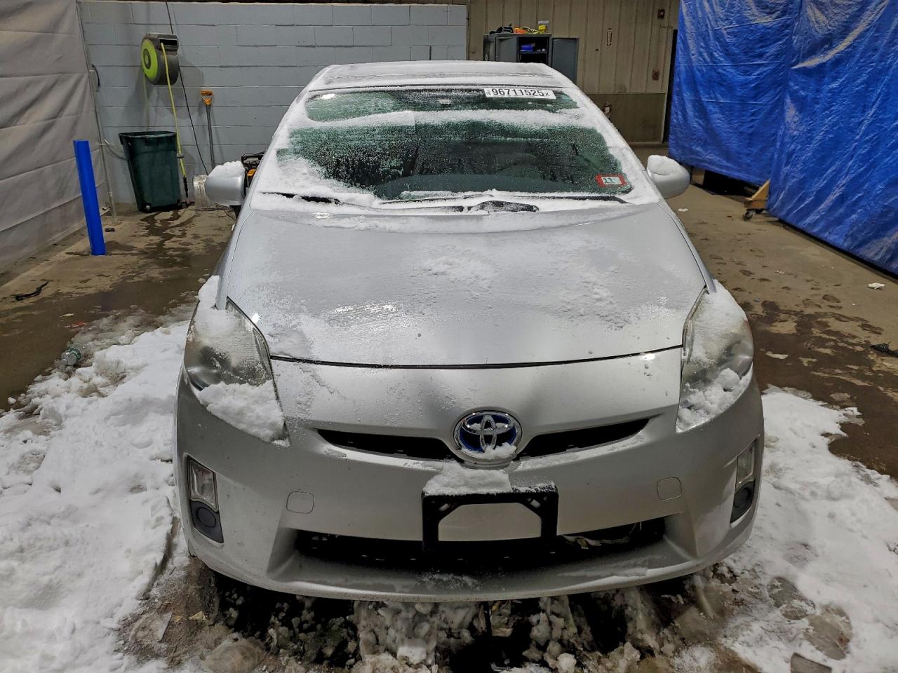 2010 TOYOTA PRIUS photo 9