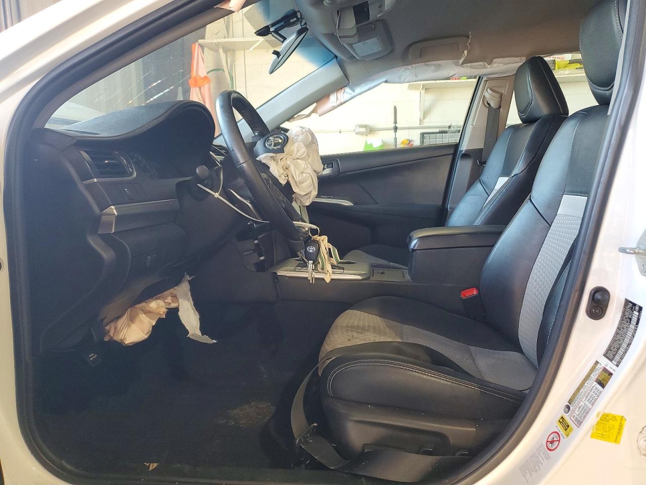 2012 TOYOTA CAMRY BASE photo 7
