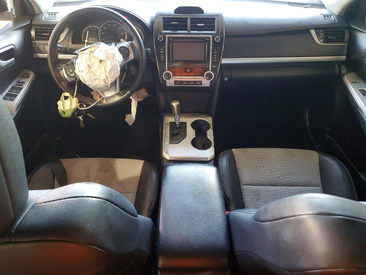 2012 TOYOTA CAMRY BASE photo 8