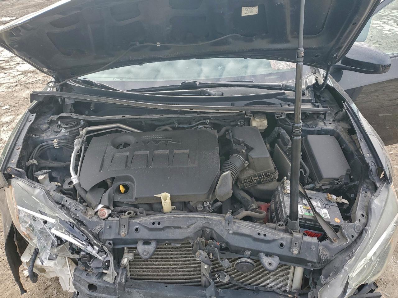 2018 TOYOTA COROLLA L photo 11