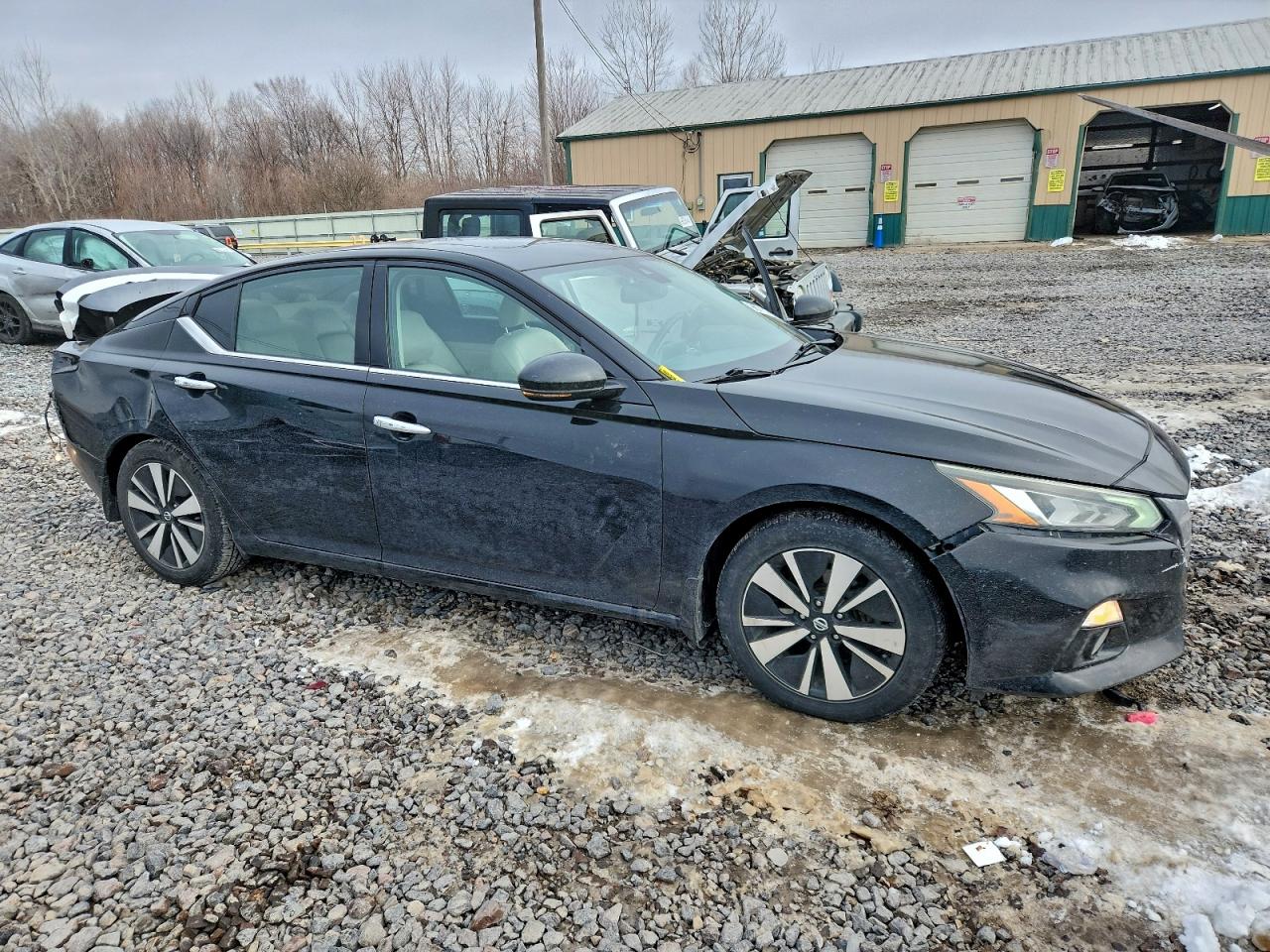 2019 NISSAN ALTIMA SV photo 10