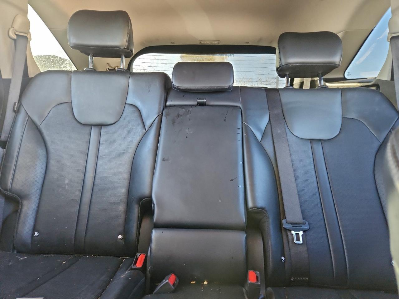 2024 KIA SORENTO S photo 10