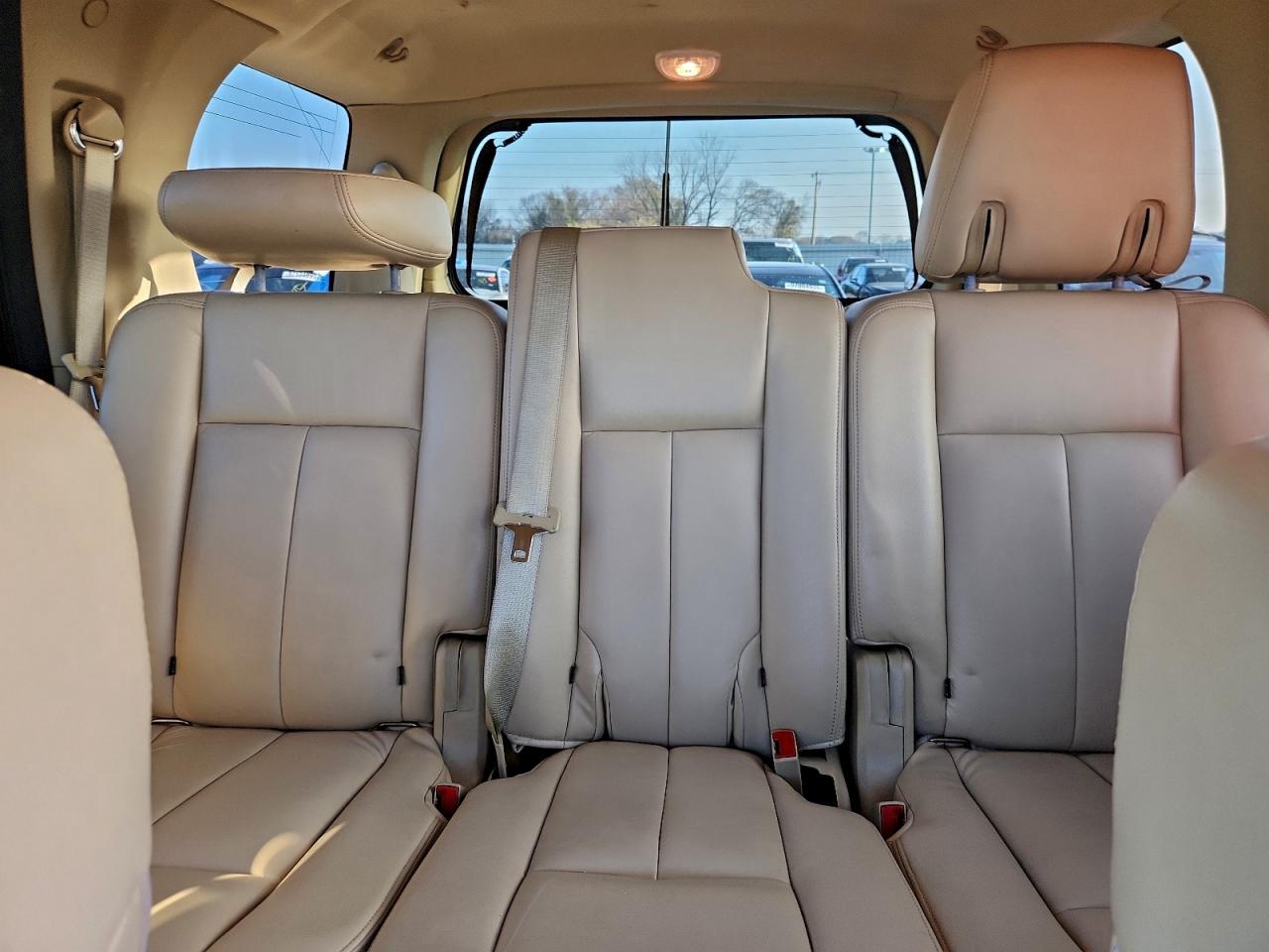2017 FORD EXPEDITION XLT photo 10