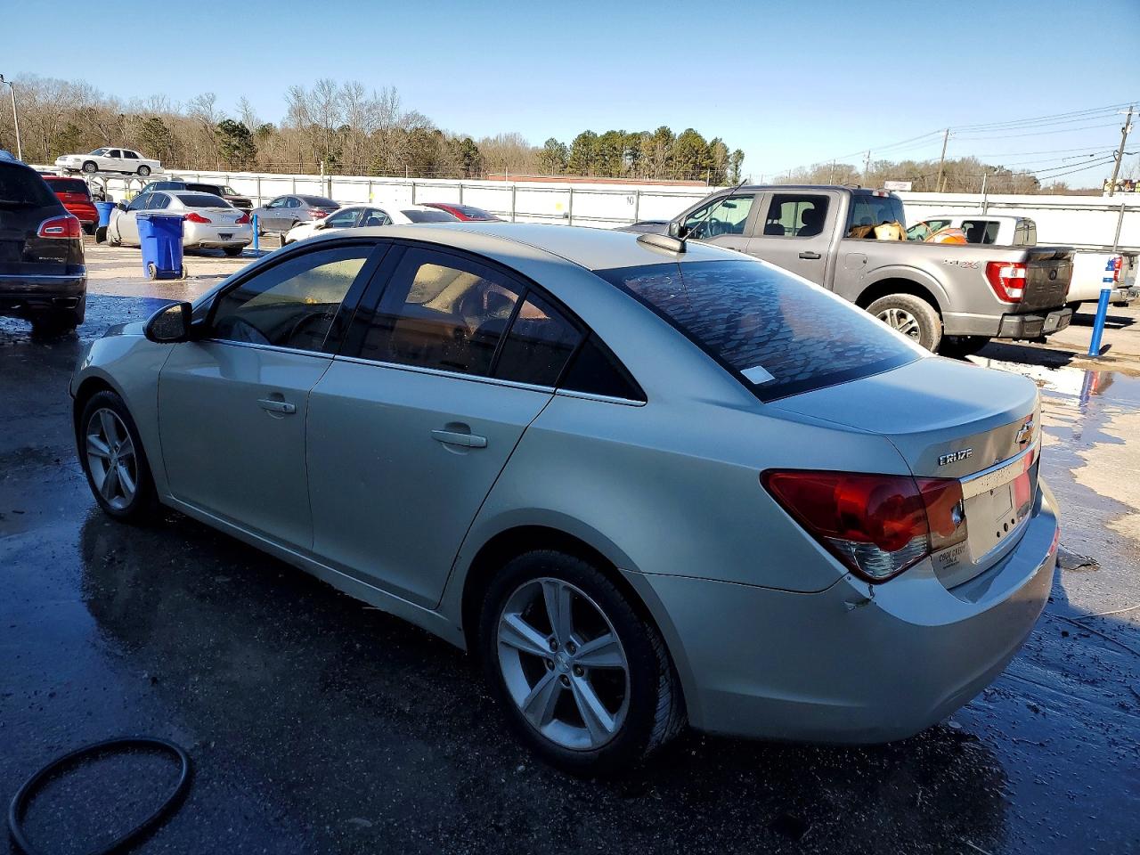 2016 CHEVROLET CRUZE LIMITED LT photo 2