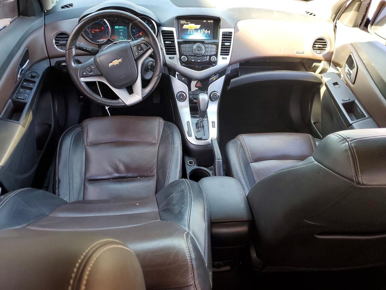 2016 CHEVROLET CRUZE LIMITED LT photo 8