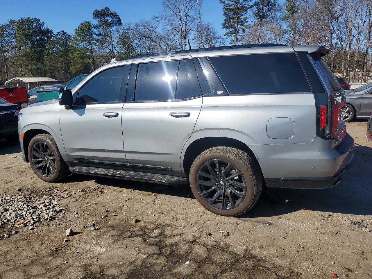 2024 CADILLAC ESCALADE photo 3