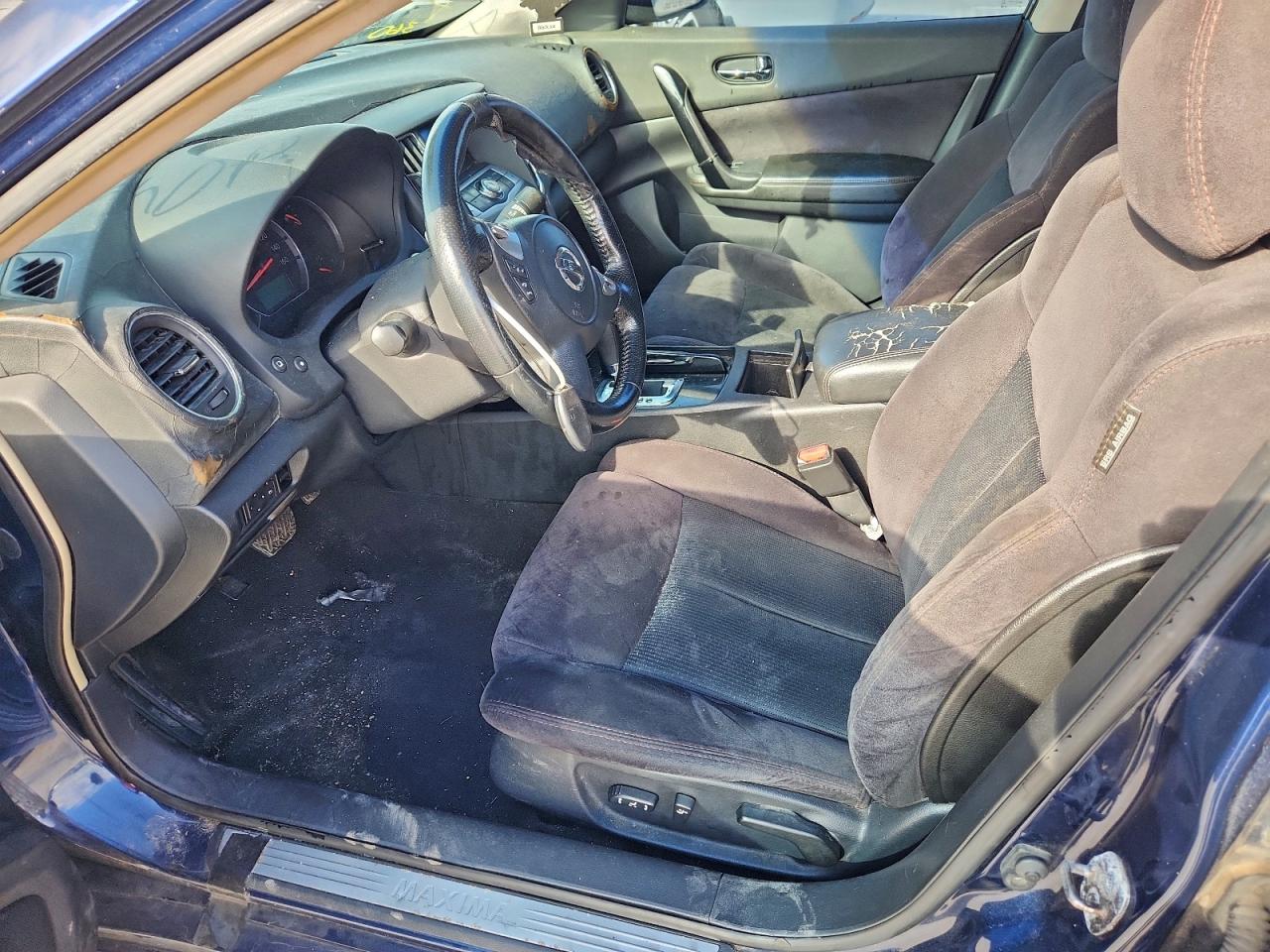 2010 NISSAN MAXIMA S photo 7