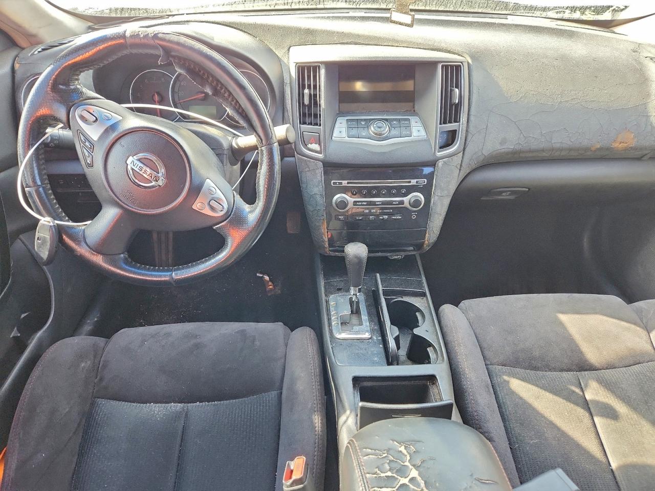 2010 NISSAN MAXIMA S photo 8