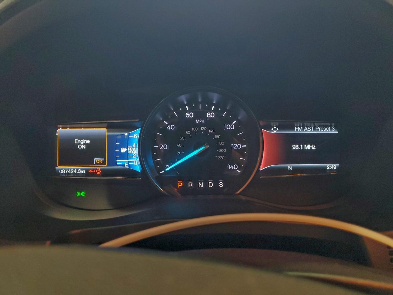 2017 FORD EXPLORER XLT photo 9