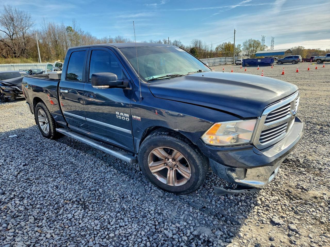 2014 RAM 1500 SLT photo 4