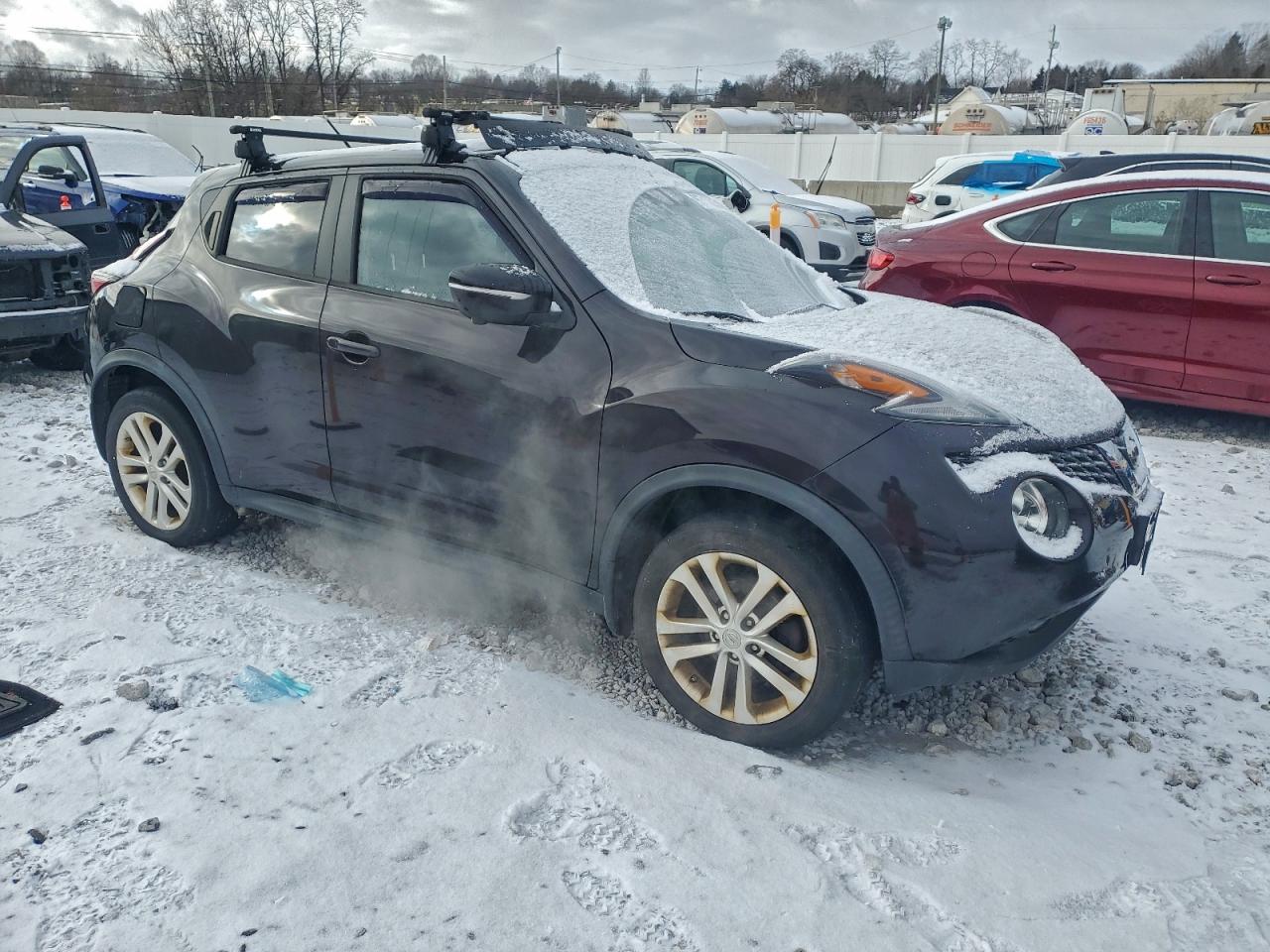 2015 NISSAN JUKE S photo 4
