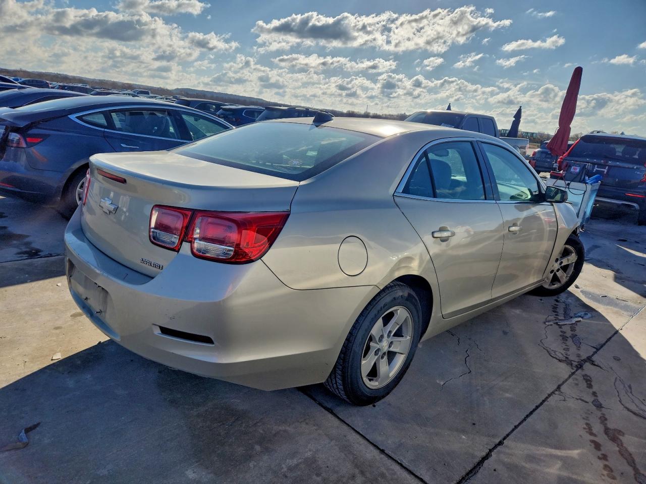 2013 CHEVROLET MALIBU LS photo 3