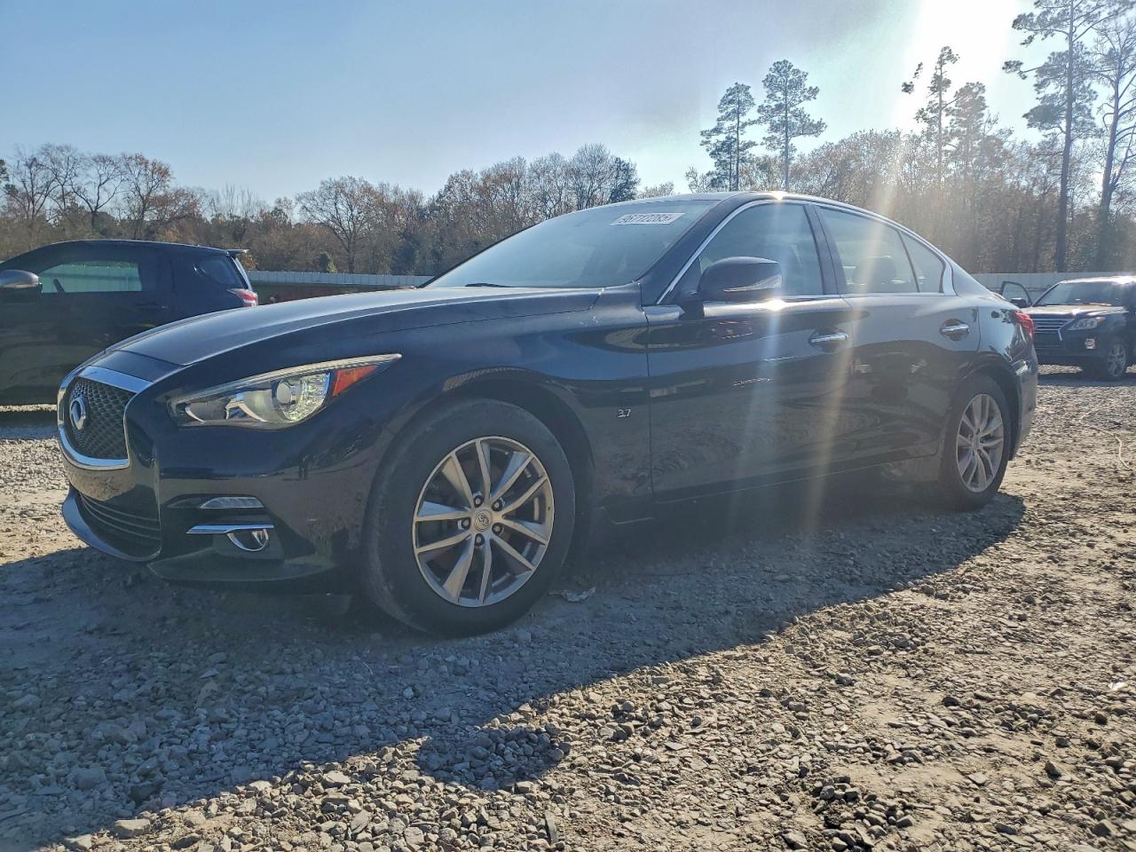 2015 INFINITI Q50