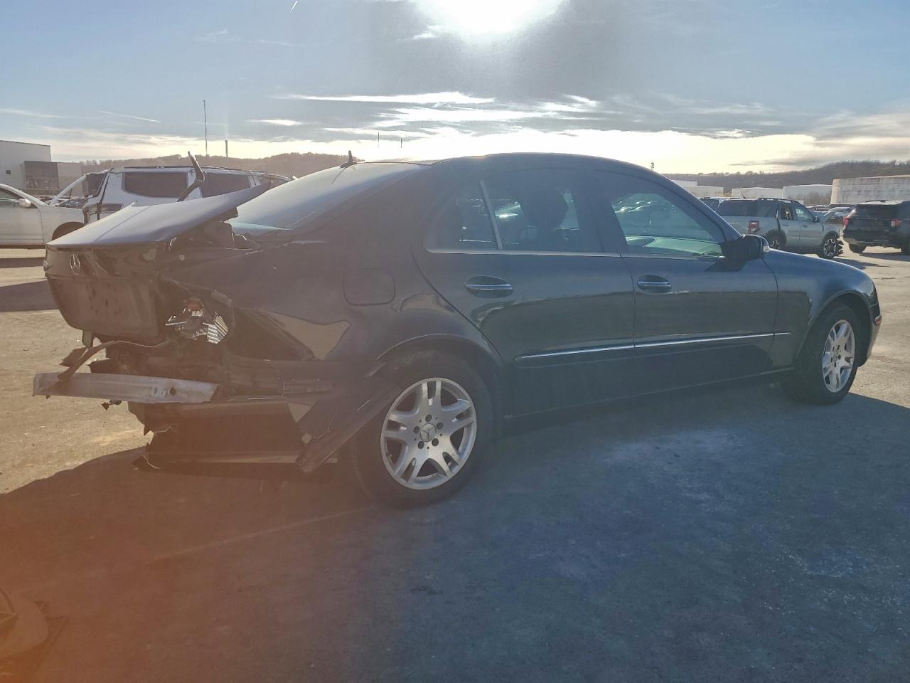 2005 MERCEDES-BENZ E 320 photo 3