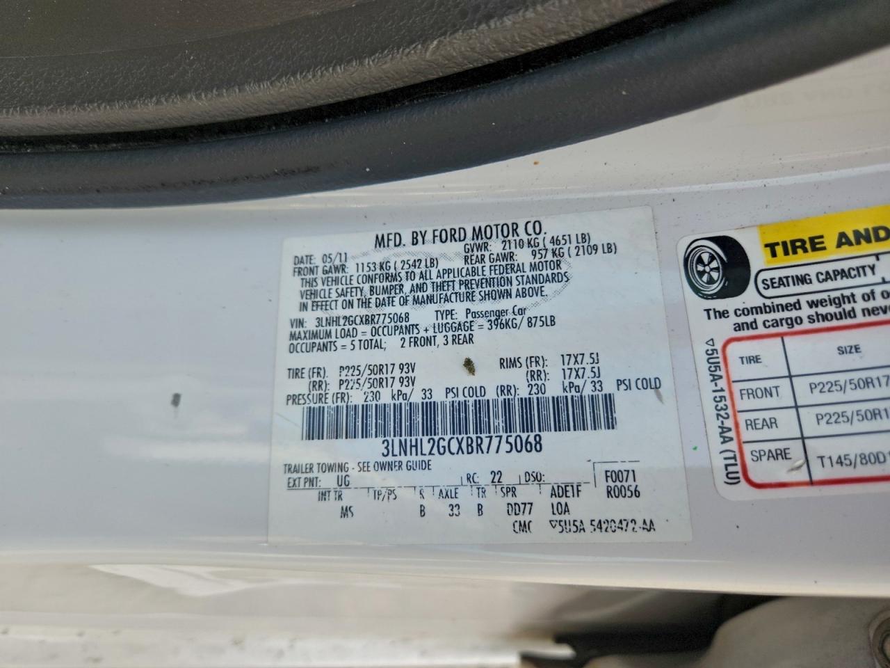 2011 LINCOLN MKZ photo 12