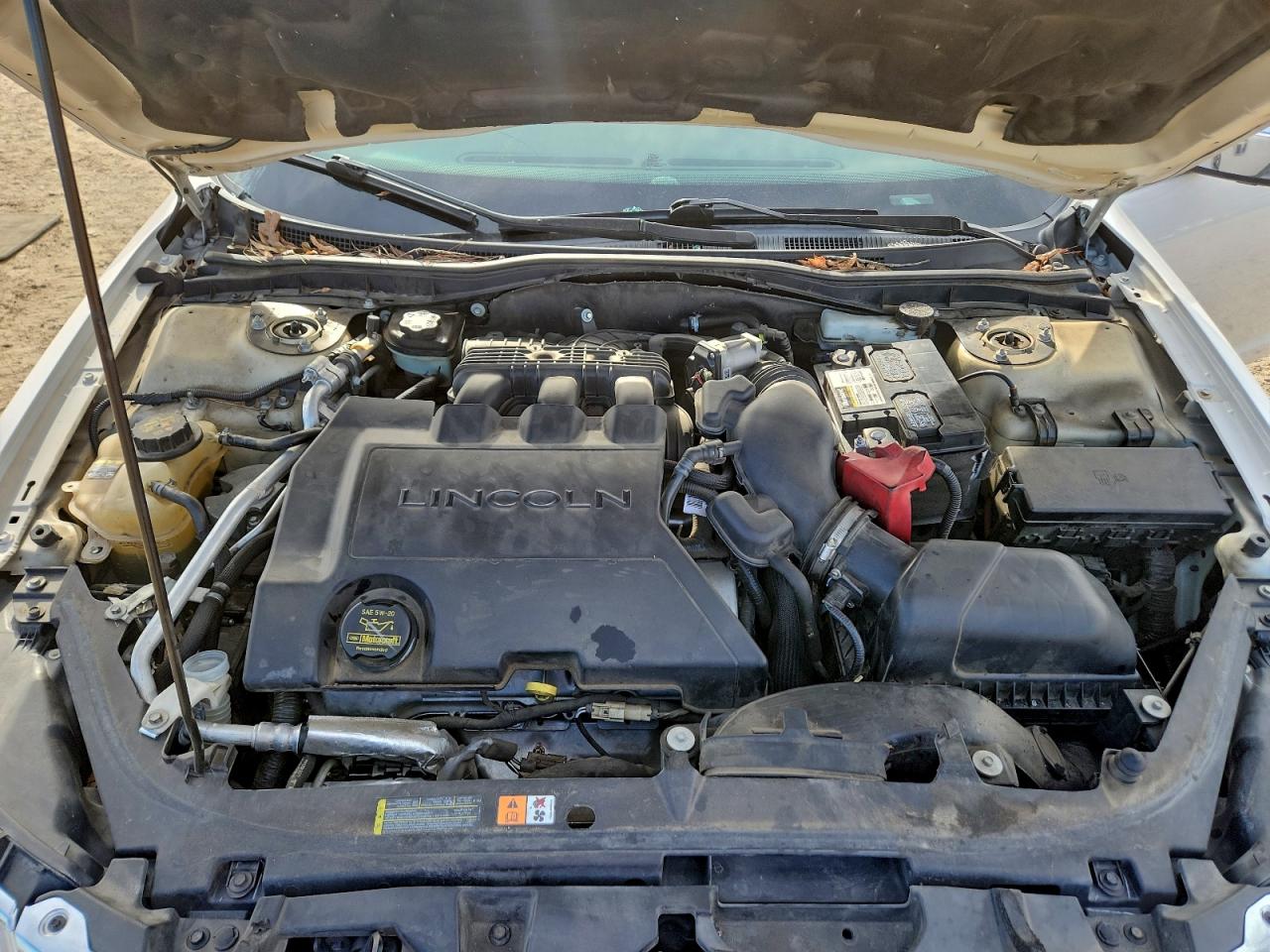 2011 LINCOLN MKZ photo 11
