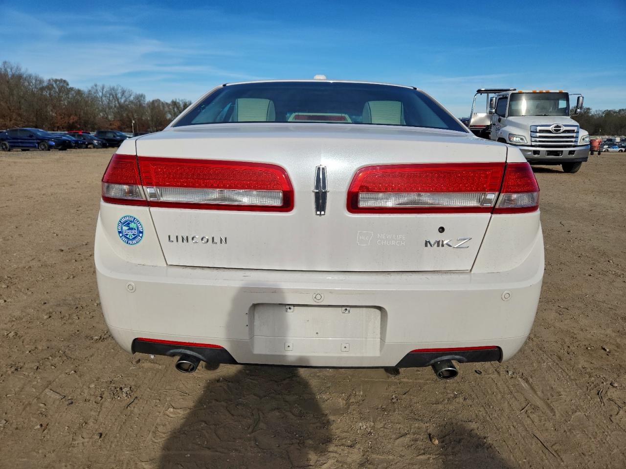 2011 LINCOLN MKZ photo 6