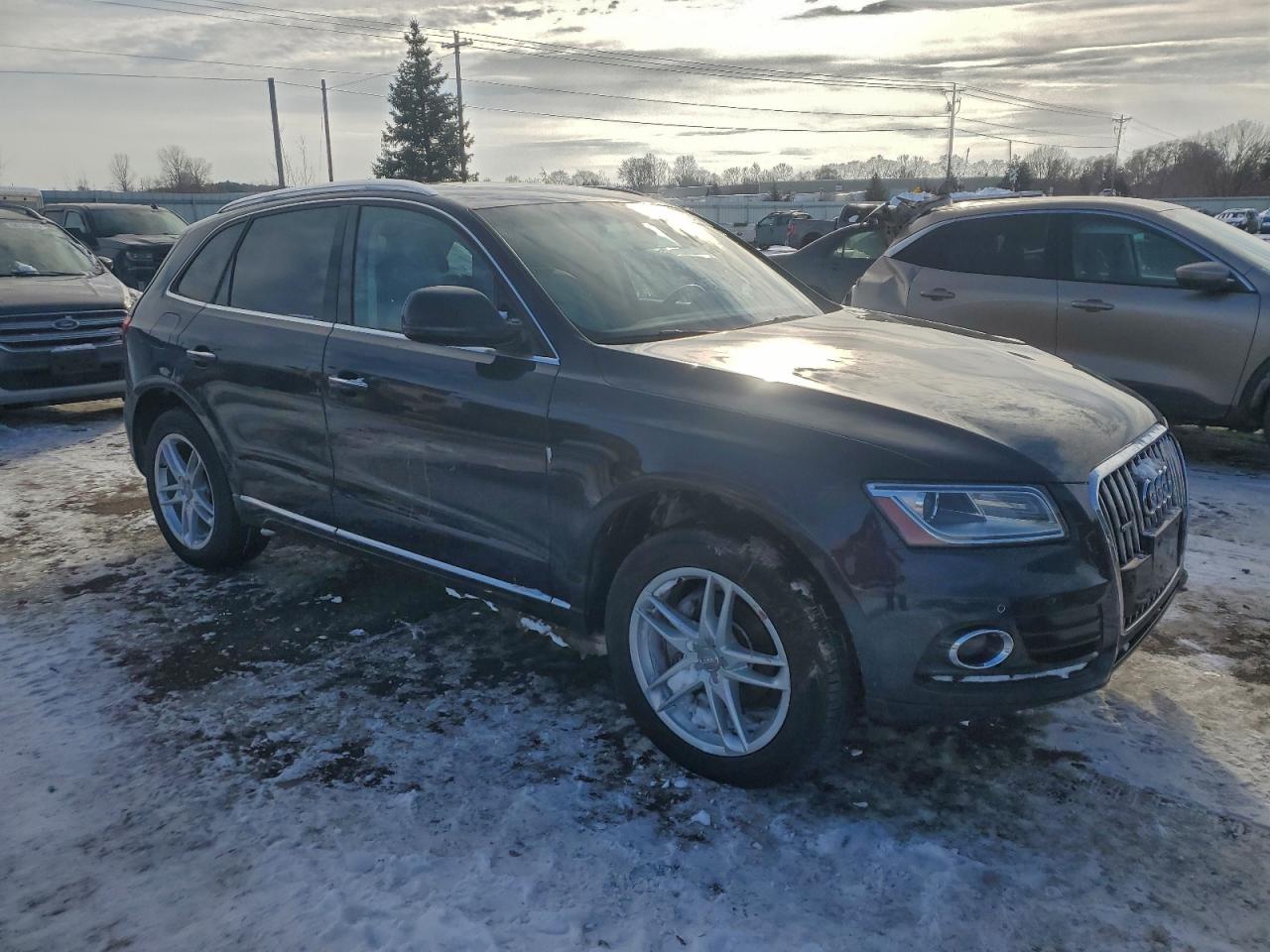 2017 AUDI Q5 PREMIUM photo 4
