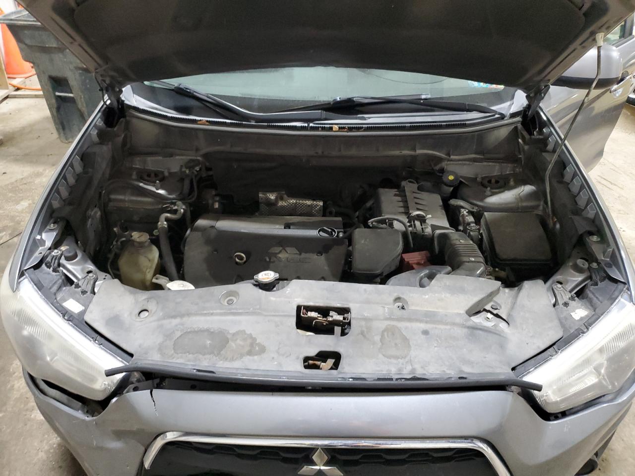 2015 MITSUBISHI OUTLANDER SPORT ES photo 11