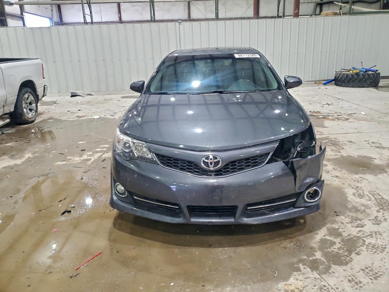 2012 TOYOTA CAMRY BASE photo 5