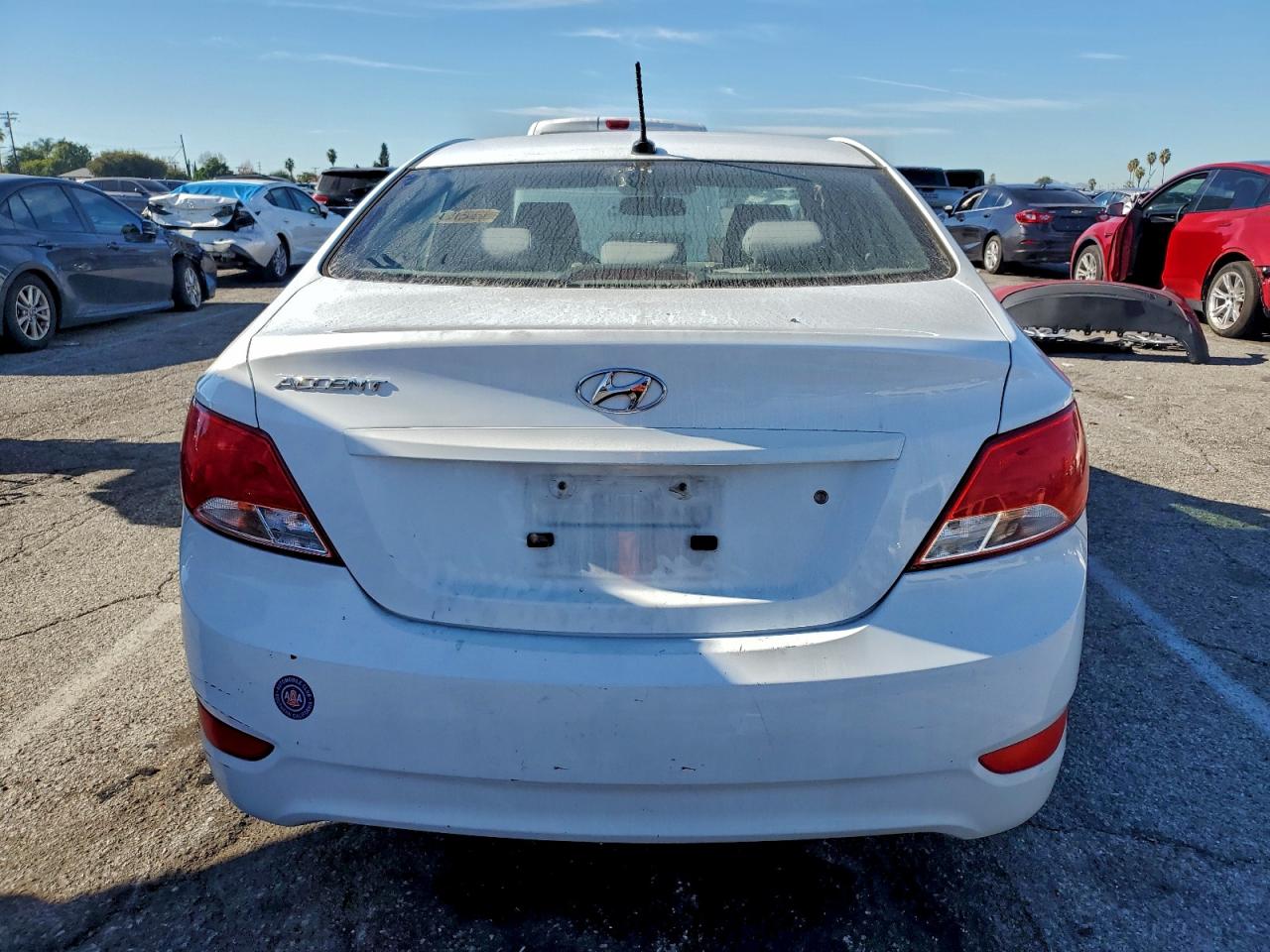 2017 HYUNDAI ACCENT SE photo 6