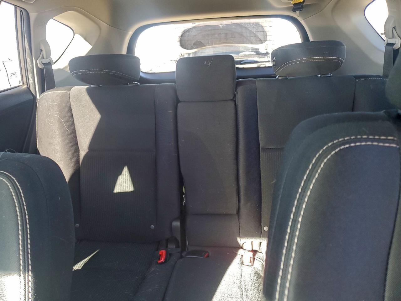 2013 TOYOTA RAV4 XLE photo 10