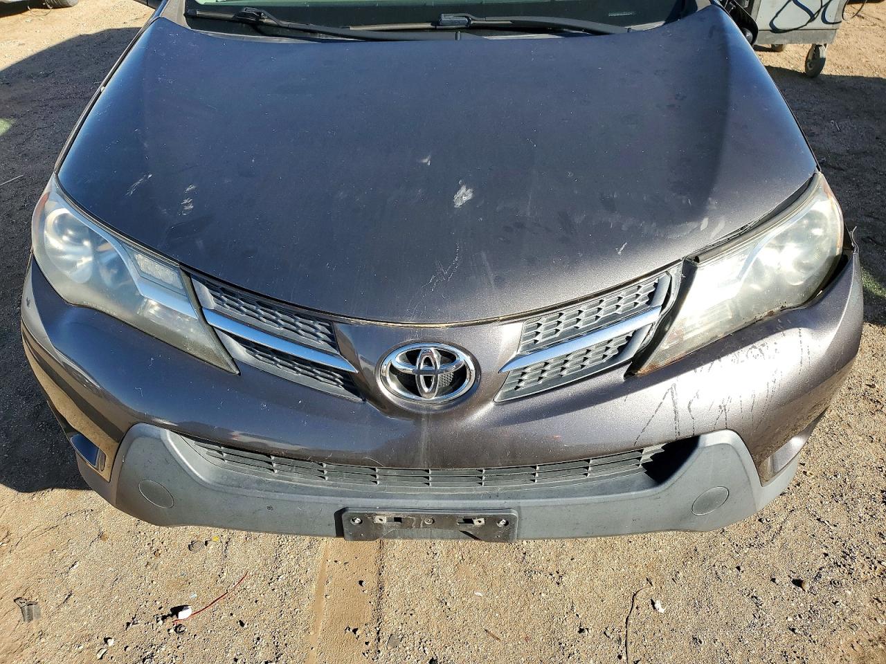 2013 TOYOTA RAV4 XLE photo 11