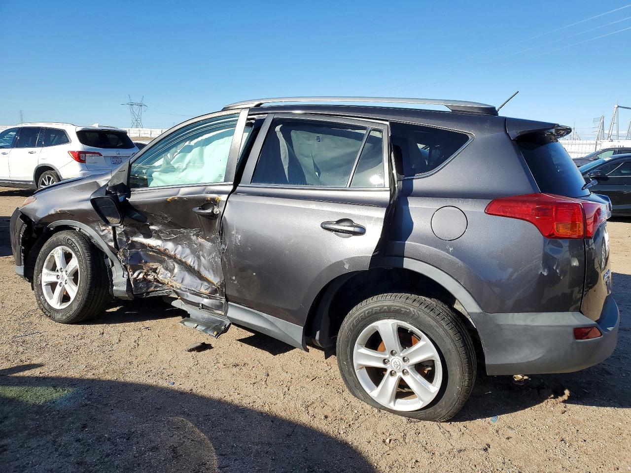 2013 TOYOTA RAV4 XLE photo 2