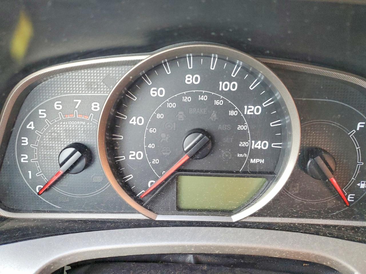 2013 TOYOTA RAV4 XLE photo 9
