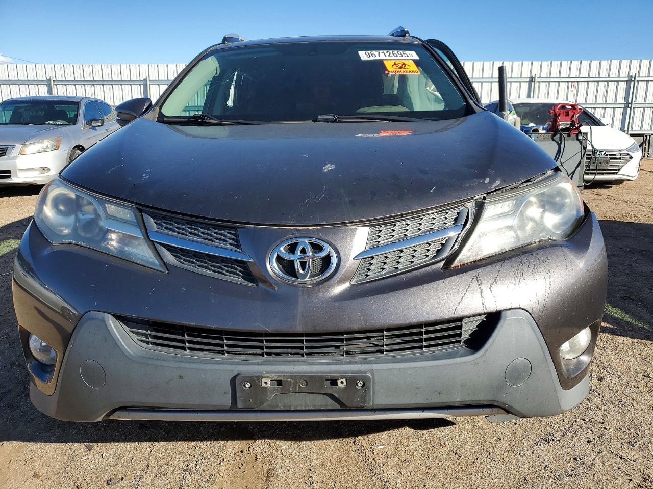 2013 TOYOTA RAV4 XLE photo 5