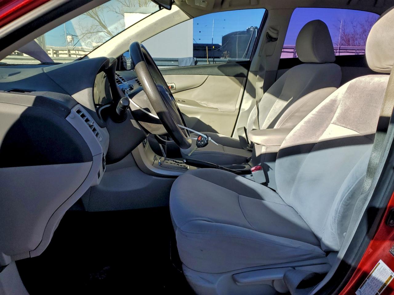 2011 TOYOTA COROLLA BASE photo 7