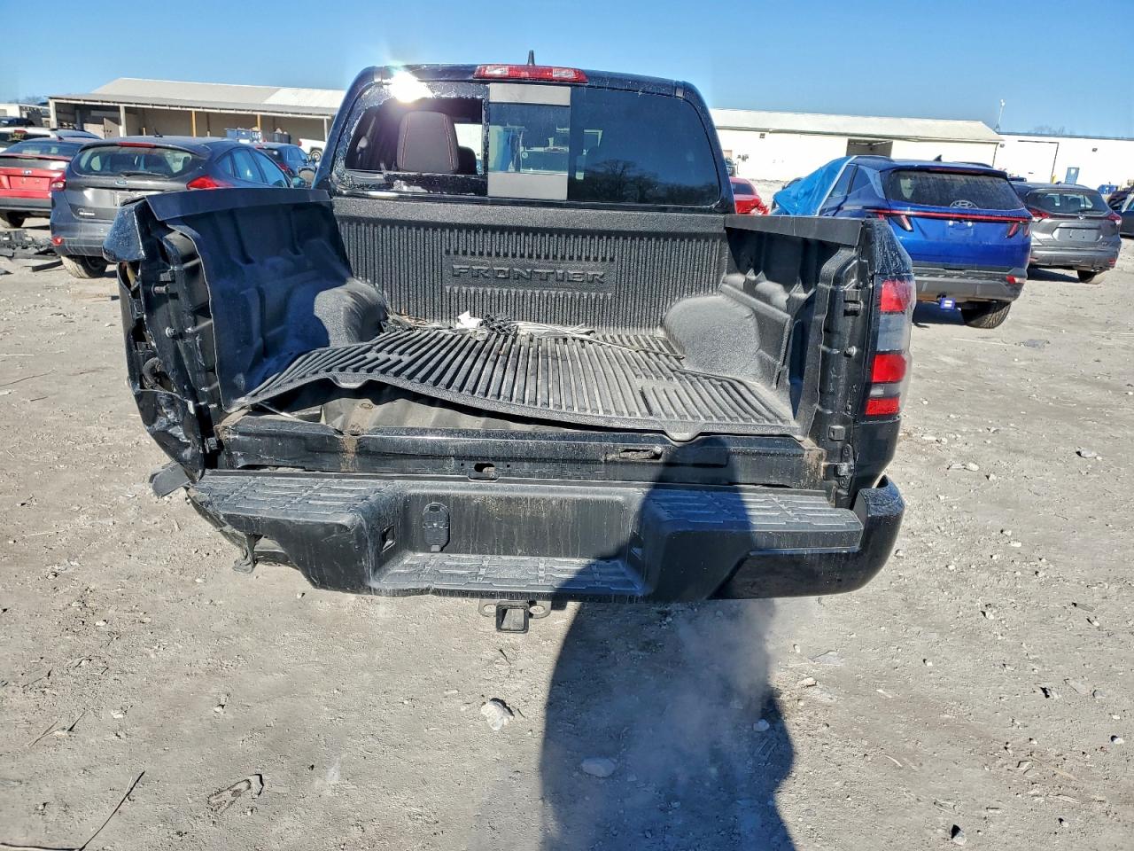2024 NISSAN FRONTIER S photo 6