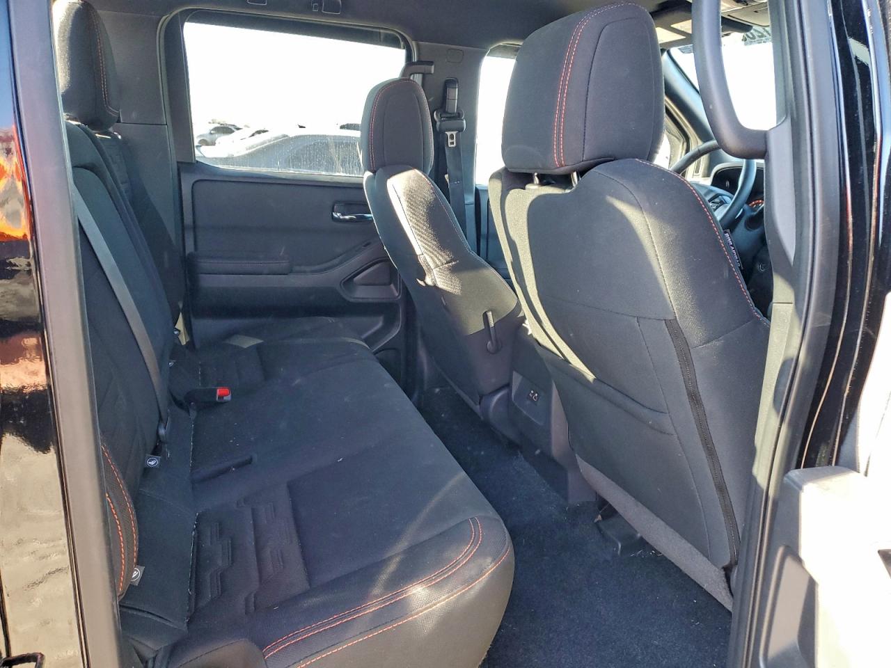 2024 NISSAN FRONTIER S photo 10
