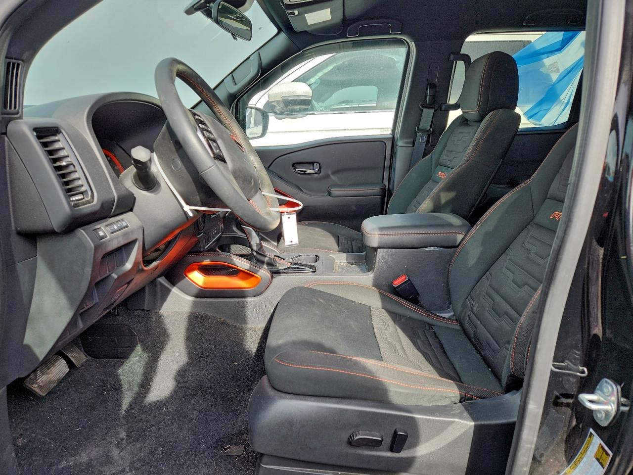 2024 NISSAN FRONTIER S photo 7