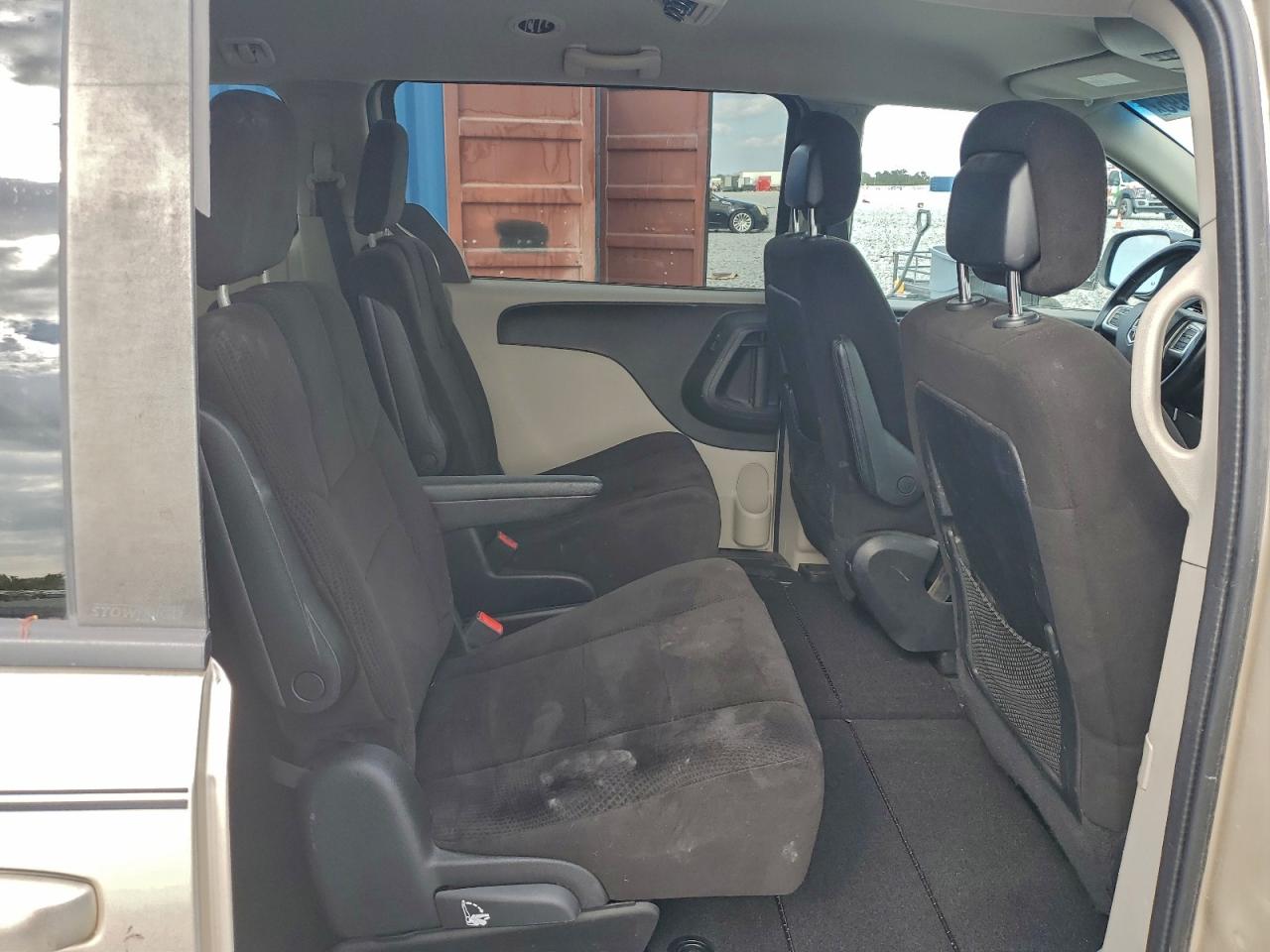 2012 DODGE GRAND CARAVAN SXT photo 11
