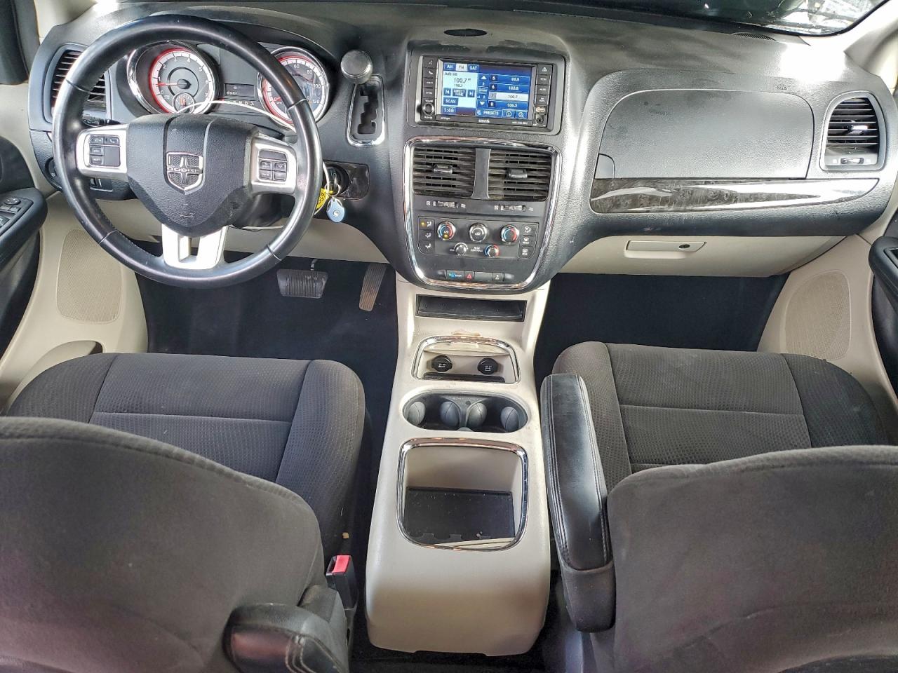2012 DODGE GRAND CARAVAN SXT photo 8