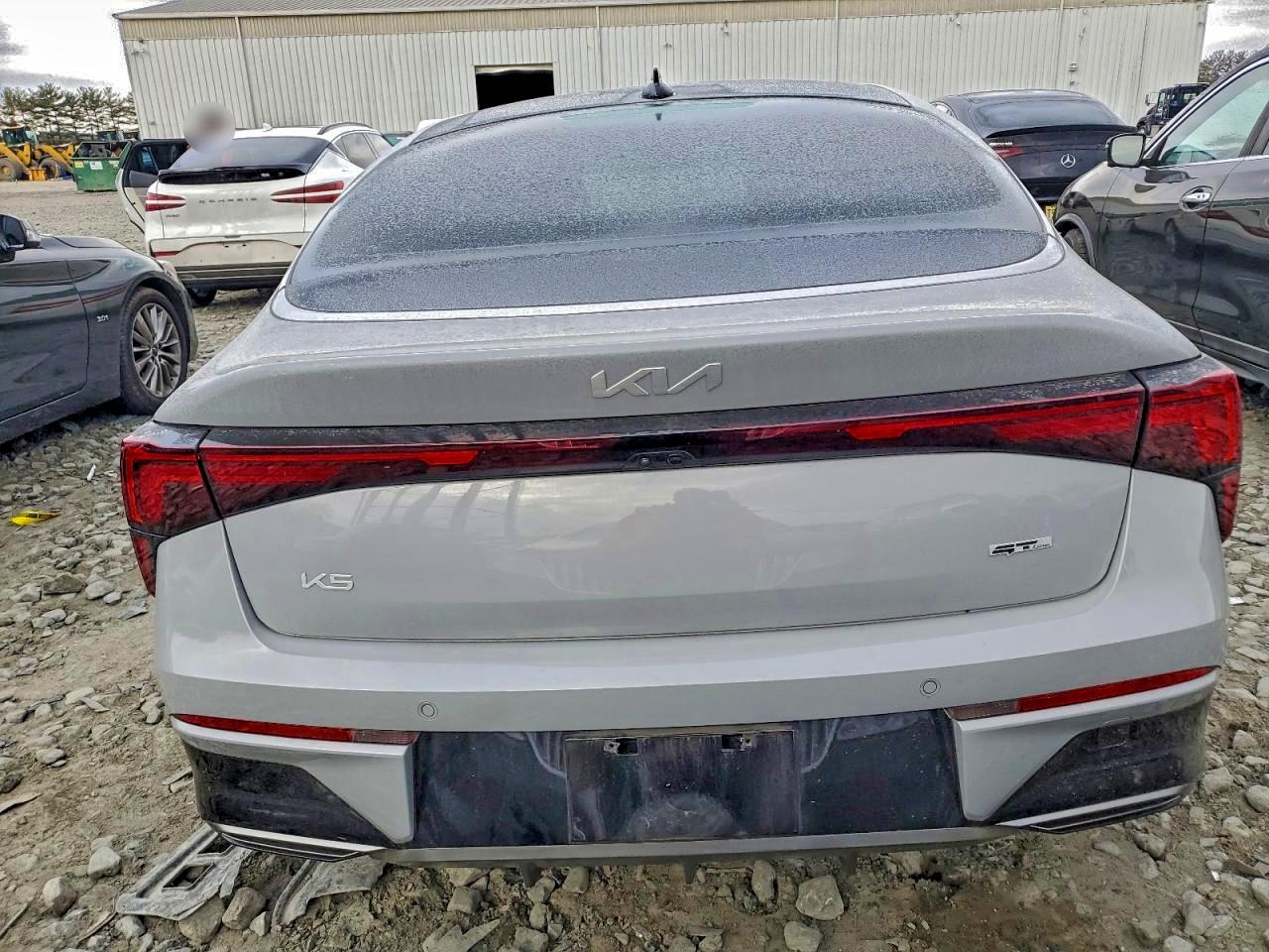 2025 KIA K5 GT LINE photo 6