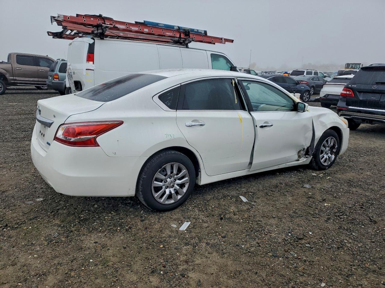2013 NISSAN ALTIMA 2.5 photo 3