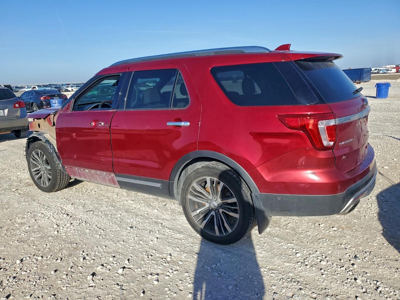 2017 FORD EXPLORER PLATINUM photo 2
