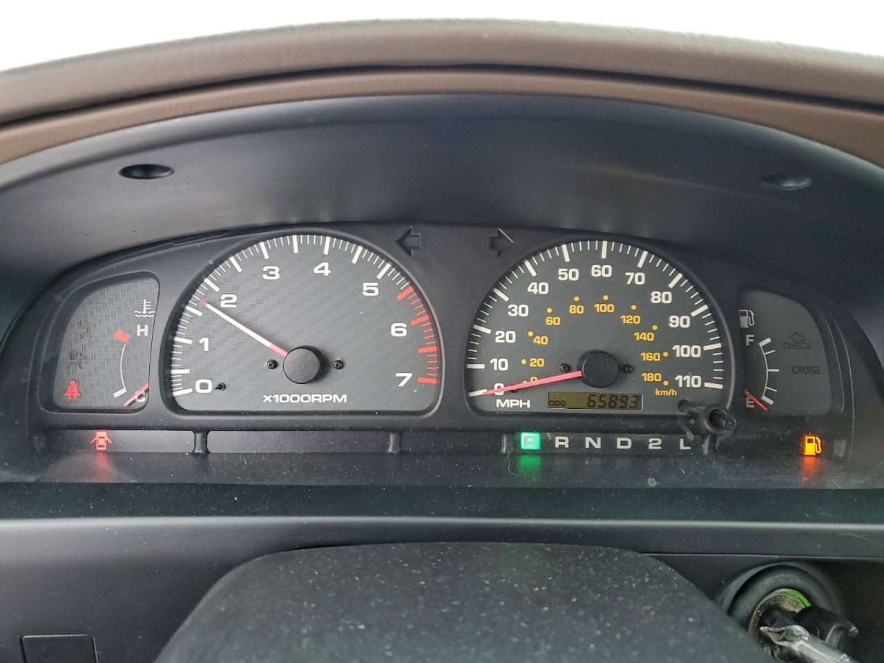 2001 TOYOTA 4RUNNER SR5 photo 9