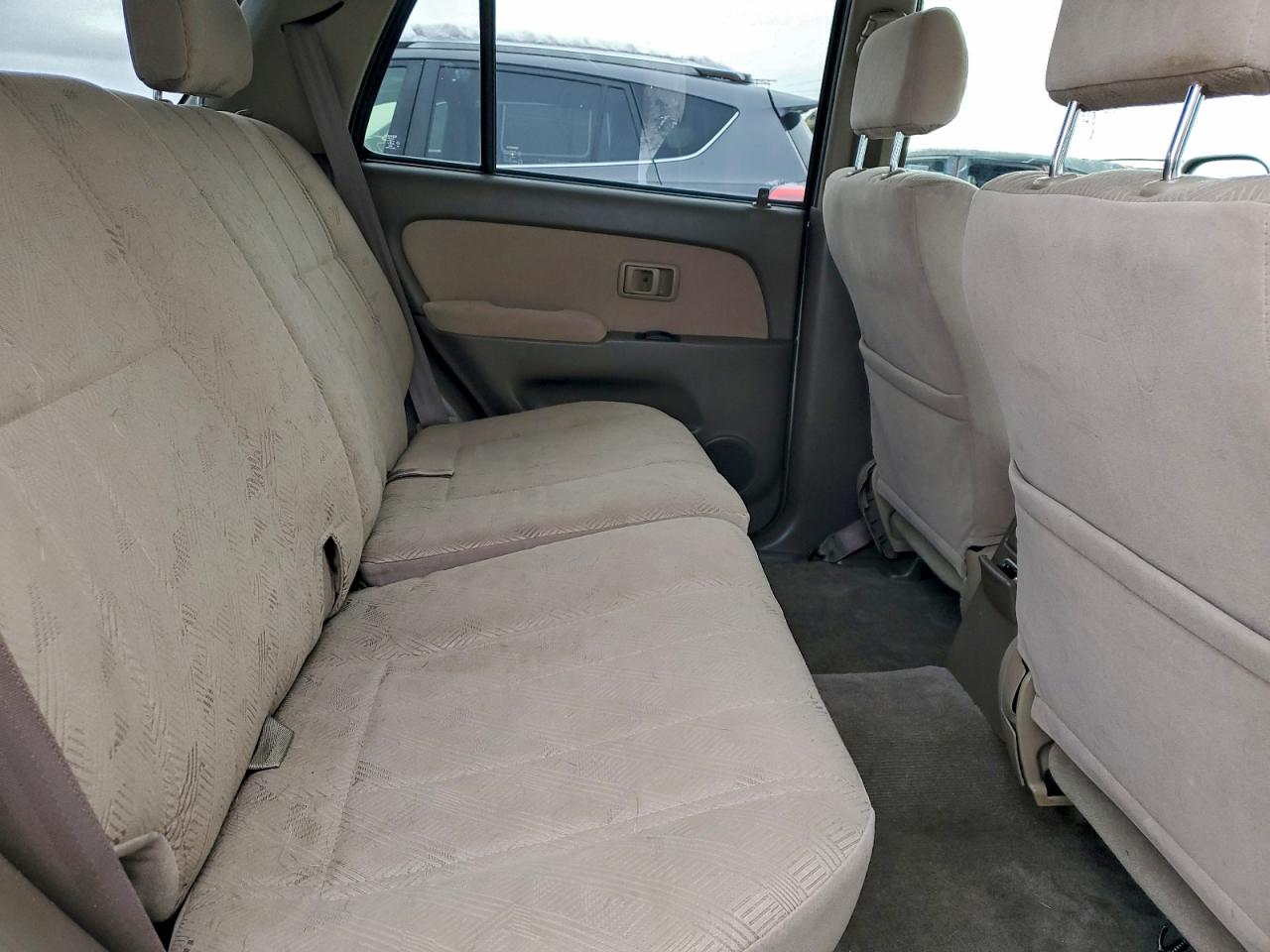 2001 TOYOTA 4RUNNER SR5 photo 10