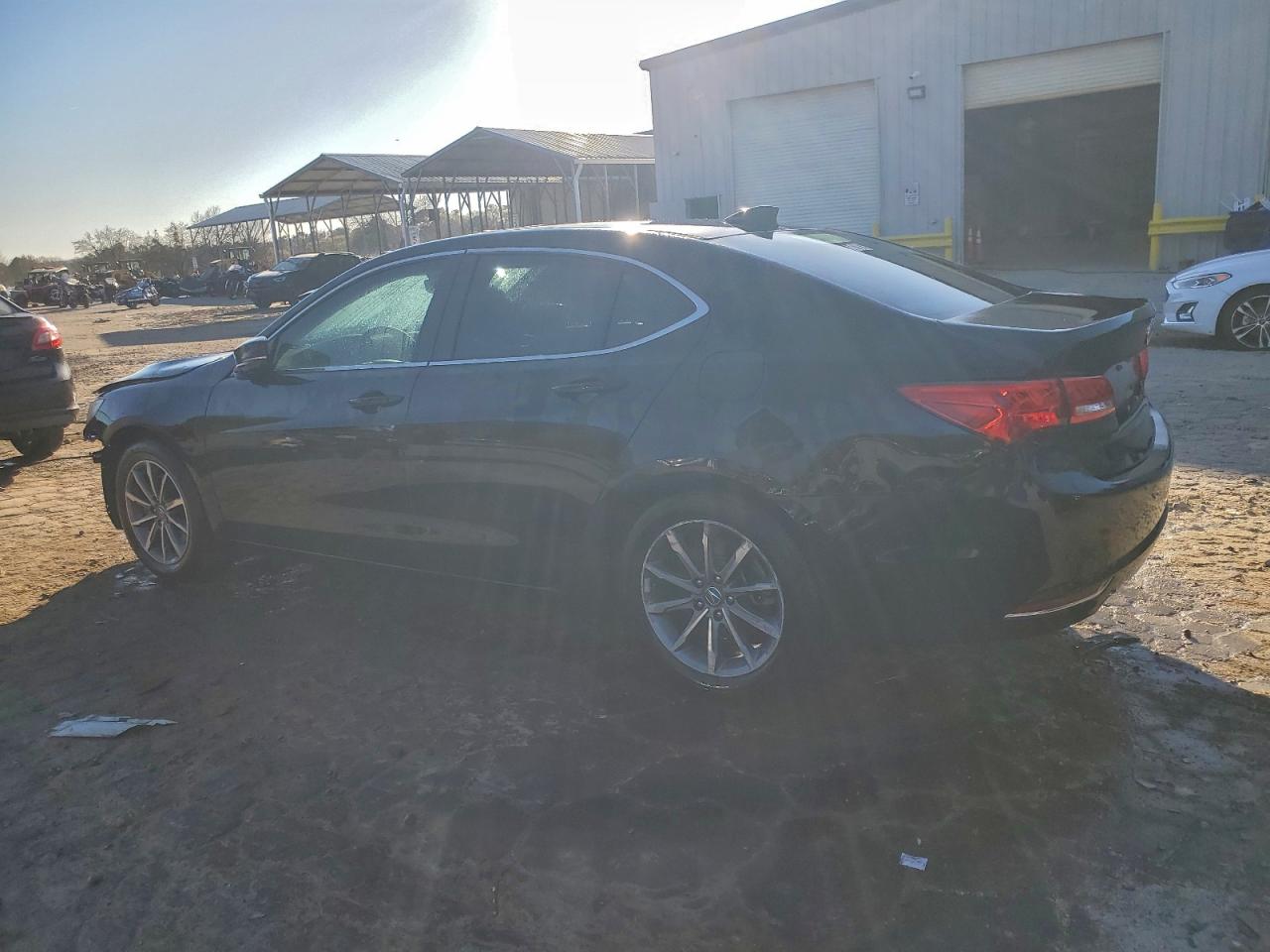 2018 ACURA TLX photo 2